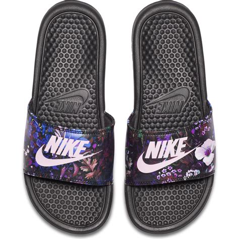 Nike Flip Flops 